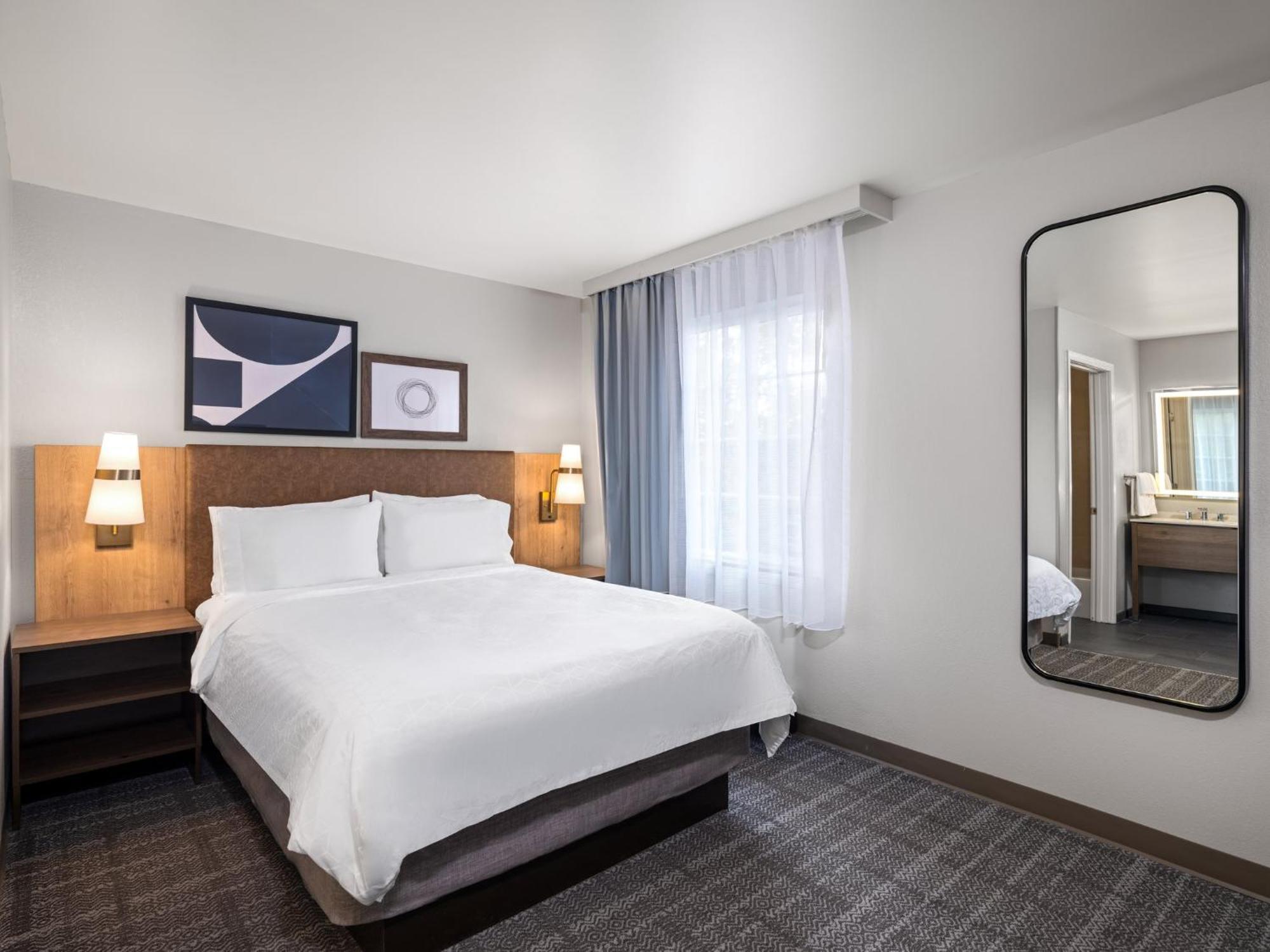 Staybridge Suites Rochester University By Ihg Extérieur photo