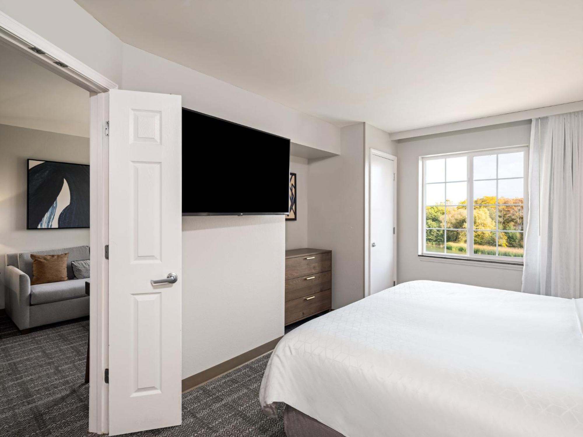 Staybridge Suites Rochester University By Ihg Extérieur photo